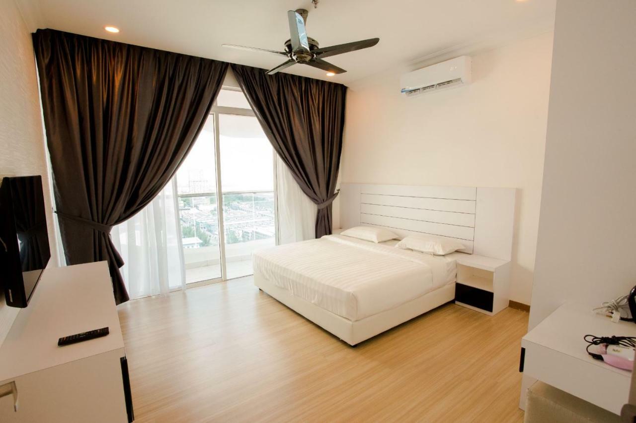 Faithview Hotel & Suites Malacca Extérieur photo